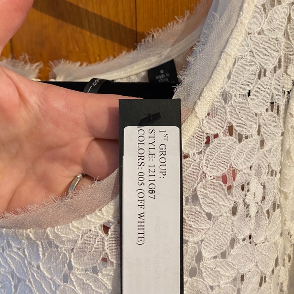 Off-white Lace Dress - Picture 8 of 8